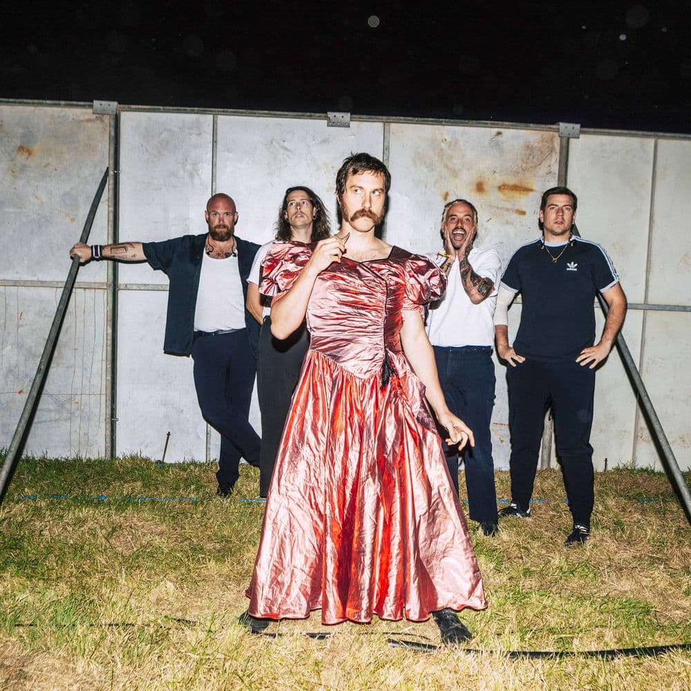IDLES